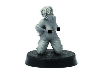 Mujer rehén, mujer cautiva miniatura 28 mm