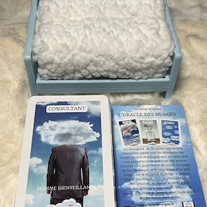 Oracle des nuages avec  présentoir et boîte