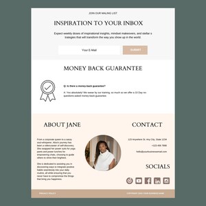 Op de afbeelding: Een website-landingspagina met een beige achtergrond en een wit tekstvak. Het tekstvak heeft de kop "Inspiration to Your Inbox" en de tekst "Expect weekly doses of inspirational insights, mindset makeovers, and stellar strategies that will transform the way you show up in the world." Onder de kop is een wit tekstvak met de tekst "Your E-Mail" en een knop met de tekst "Submit".