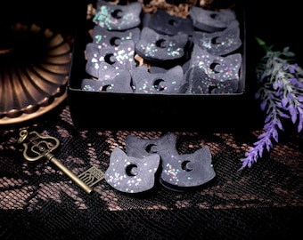 Black Cat&#39;s Charm/ Cat Wax Melts, Lavender Eucalyptus Scent, Witchy Halloween Decor, Gothic Cat Lover Gift, Witchy Wax Melt Gift