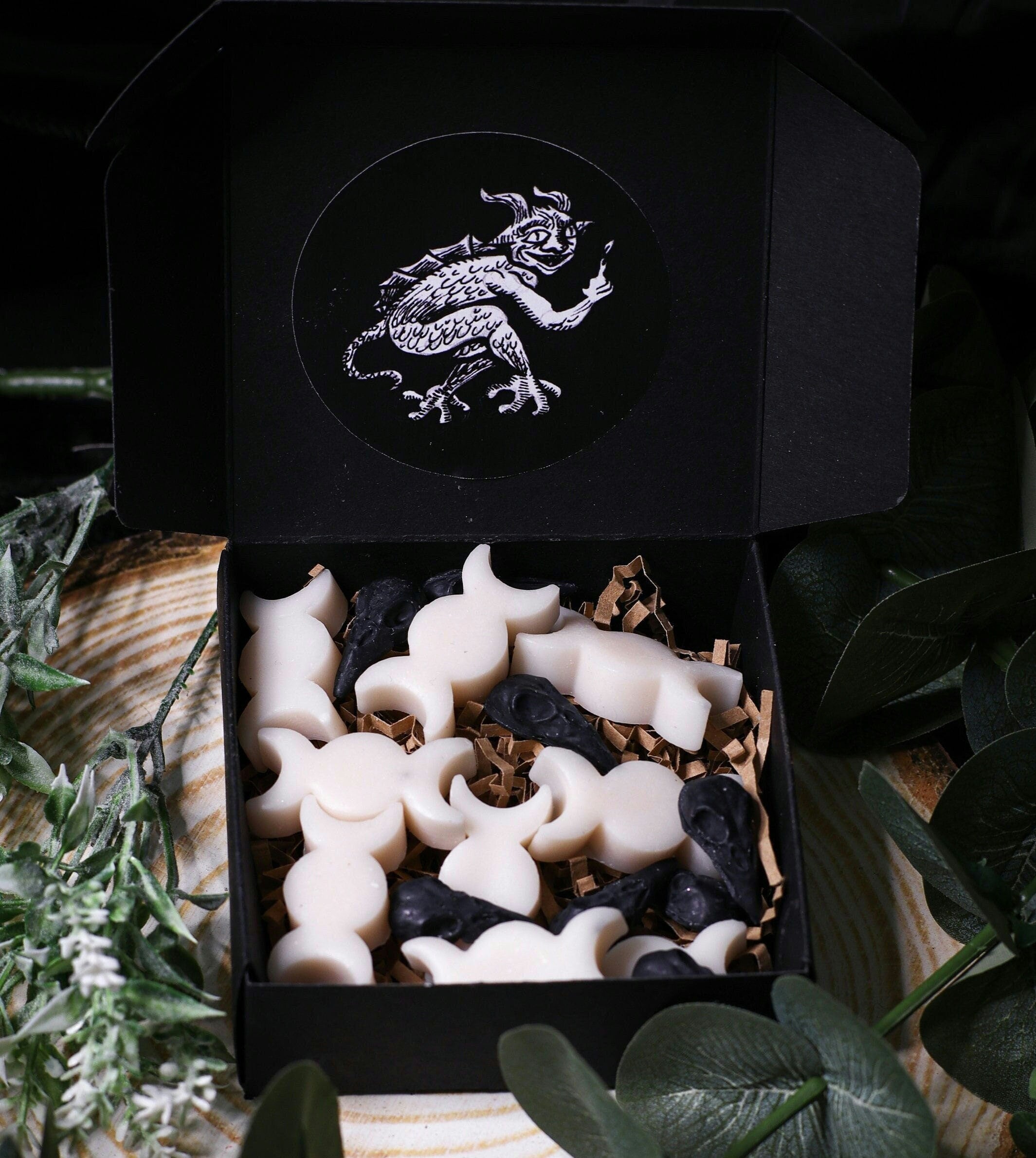 Triple Moon Raven Wax Melts, Gothic Home Fragrance, Dark Academia Decor, Witchy Halloween Gift, Triple Goddess Melts