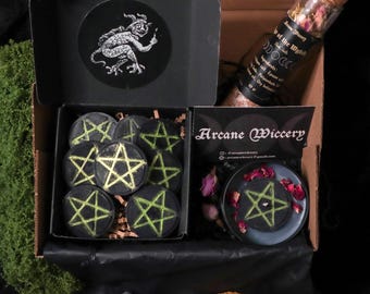 Gothic Self Care Set, Witchy Gift Box For Her, Bath Essentials, Botanical Candle