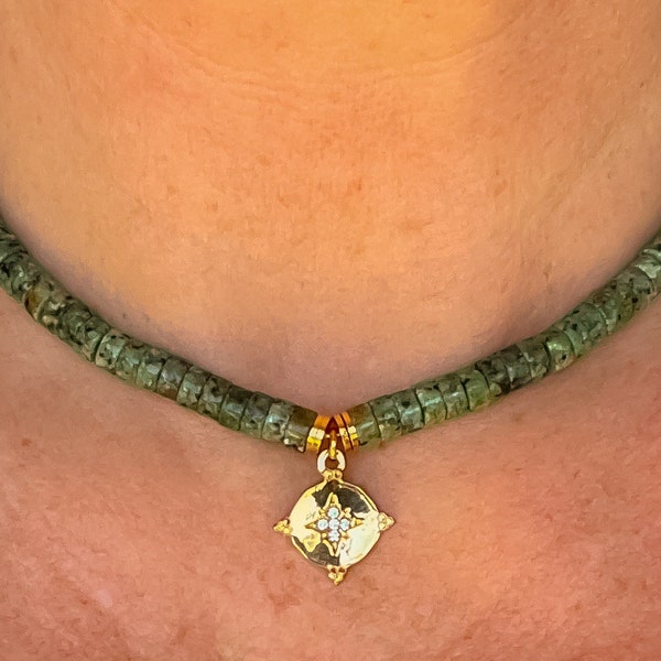 Collier ras du cou en Jaspe aqua terra ou Turquoise africaine, collier ras du cou, collier en perles naturelles avec pendentif,