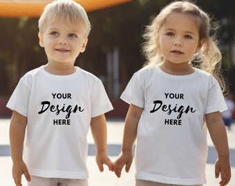 Maqueta de camiseta blanca para niños, modelos de maqueta de camiseta de hermanos, maqueta de camiseta de hermano pequeño hermano, maqueta de camiseta de amigos de niños Mockup de camisa boho