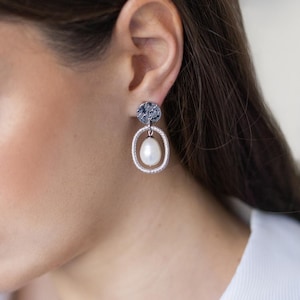 Statement Pearl Stud Earrings Pearl Drop Earrings Silver Wedding Earrings Pearl Silver Earrings Minimalist Jewelry Gift for Her Pearl Unique