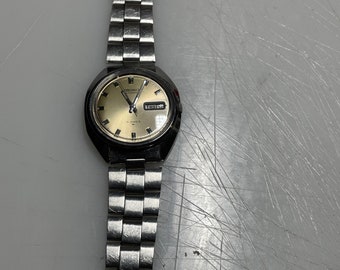 Vintage Seiko 19j 7006-8100 Automatic Watch