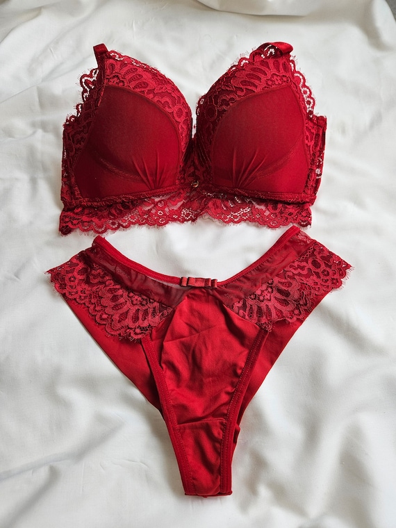 Woman's/ Brazilian Lingerie Set/sexy Light Padded /bra /thongs/nickers/gift  for Her/valentine
