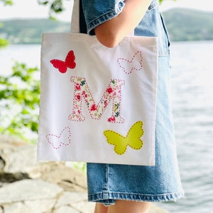 Sac fourre-tout personnalisé, sac fourre-tout en toile, sac fourre-tout personnalisé avec lettres monogrammes, brodé à la main, sac fourre-tout pour enfant, cadeau pour professeur, cartable