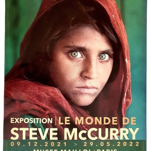 Steve Mccurry - Original Exhibition Poster - Paris - 2021 - 39 3/8x27 5/8in