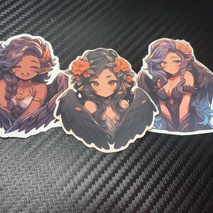 Hübsche Harpy Waifus Vinyl Sticker | Wasserfeste niedliche Anime ästhetische Monster Girl Aufkleber