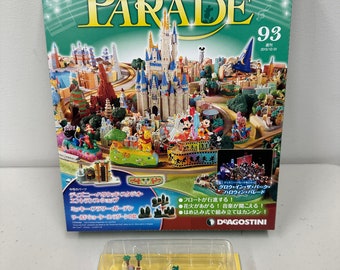 NEW Disney Parade Diorama Light & Music Mickey Mouse Walt