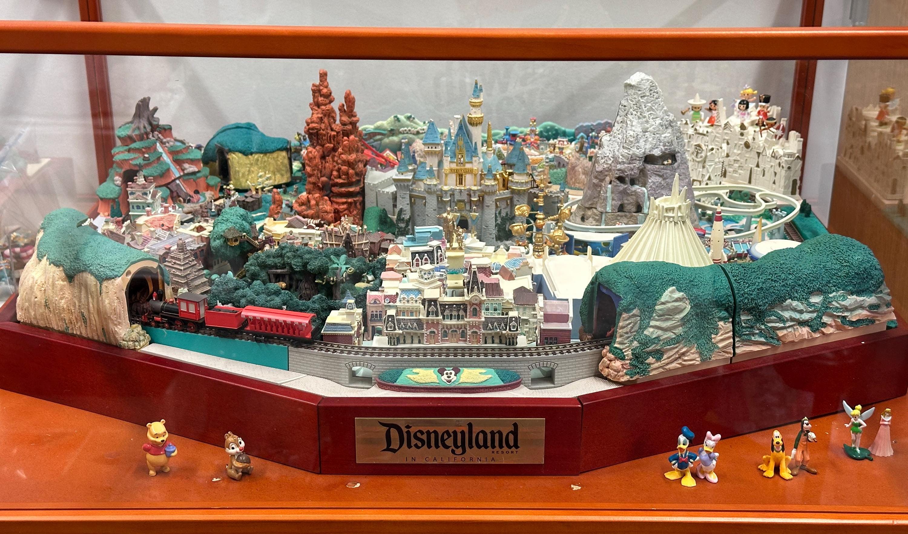 ディアゴスティーニ マイディズニー ディスプレイケース