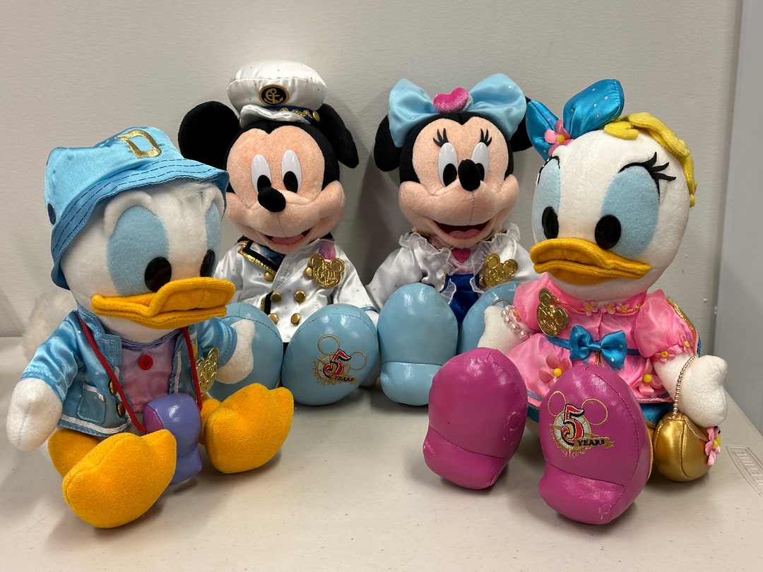Tokyo Disney Sea Mickey Minnie Donald & Daisy 5 Year Anniversary 