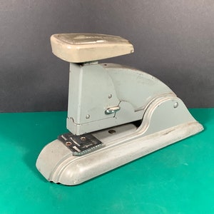 Swingline | Vintage #3 Speed Stapler | Gray | Retro Desk Accessory | Works | Made In USA