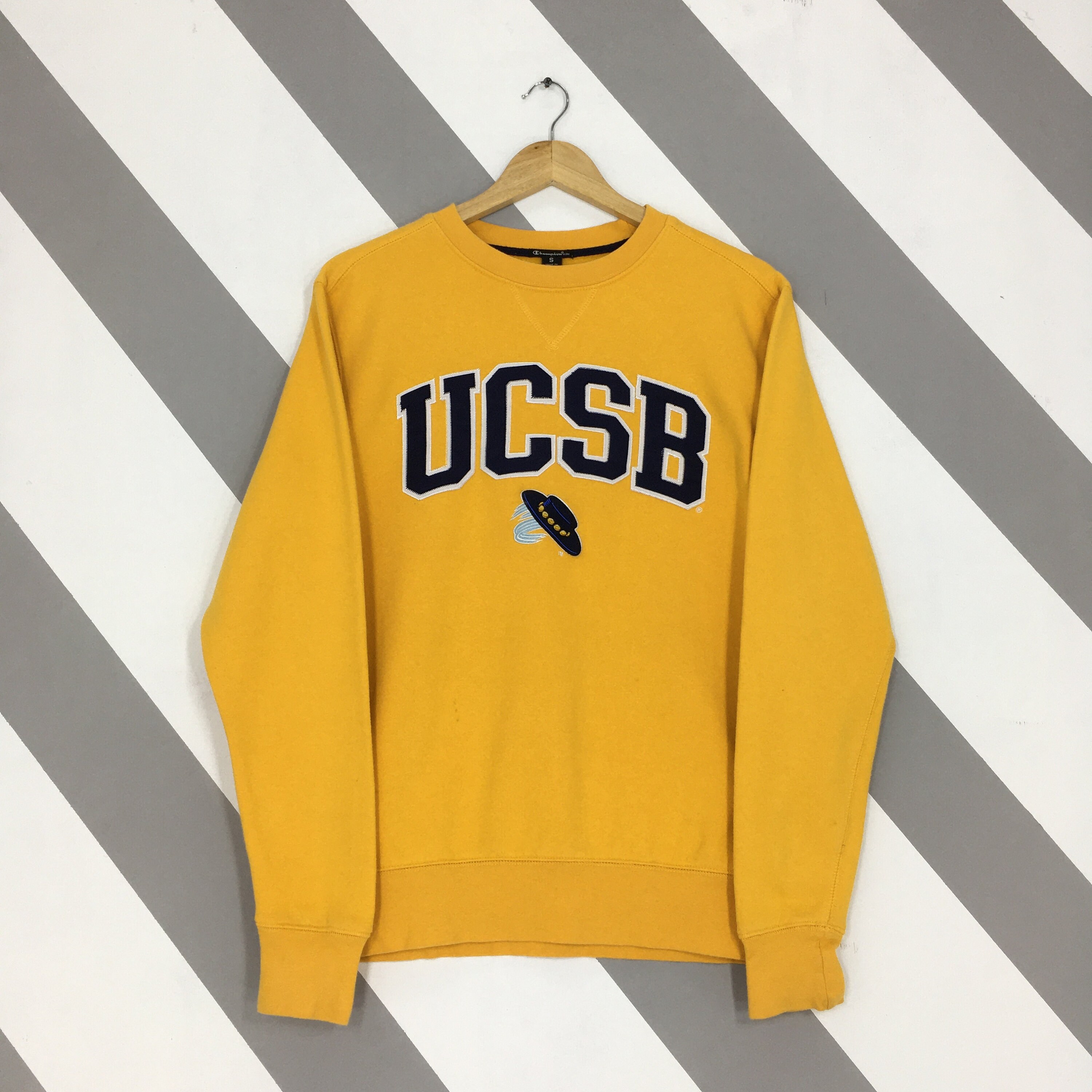 Vintage UC Santa Barbara Gauchos Ncaa Sweatshirt Small UCSB Embroidered Crewneck University of California Santa Barbara Sweater Size S Etsy UK