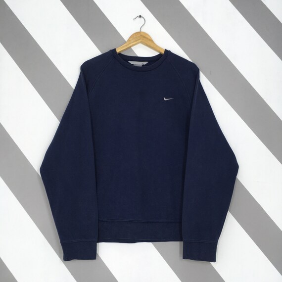 Nike boxy jumper hotsell