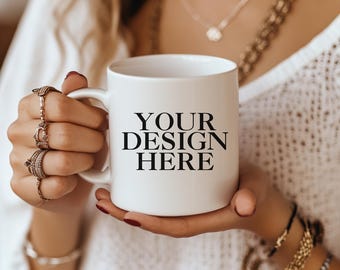 Mockup di tazza in ceramica Boho, mockup di tazza da caffè da 11 once, primo piano della tazza (download digitale)