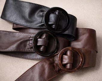 Cinturón de piel marrón chocolate para mujer con hebilla redonda: cinturón ancho para vestidos.