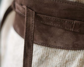 Cinturón de ante marrón oscuro: cinturón ancho de cuero tipo obi para mujer / Accesorio de moda para otoño