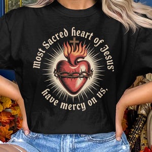 Sacred Heart of Jesus Comfort Colors T-Shirt, Catholic Saint T-Shirt, Unique Catholic Gift, Spiritual Comfort Tee