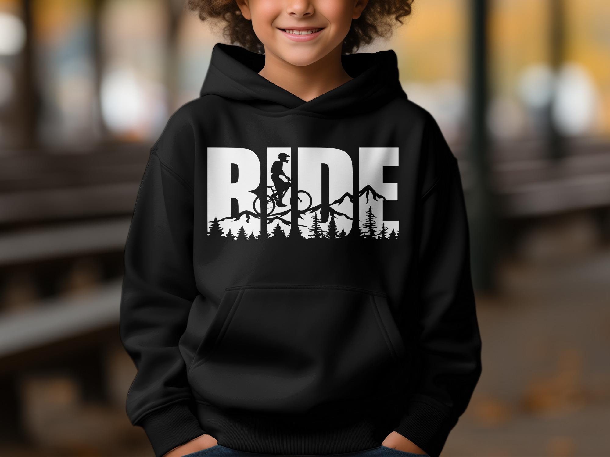 Sweat à Capuche « Mountain Biker Adventure » - Design VTT, Coupe Classique