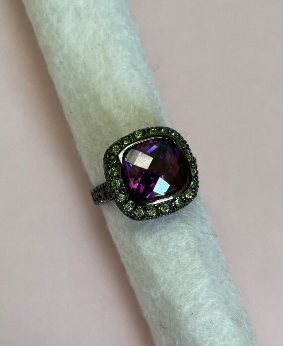 Black and purple ring