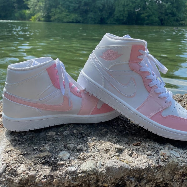 Custome Nike Jordan 1 rosa weiß