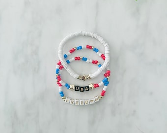 Braccialetto fatto a mano con perline rosse, bianche e blu, gioiello patriottico USA