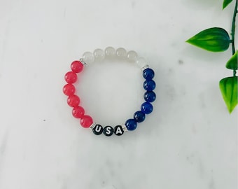 Red White and Blue Beaded USA Bracelet, Patriotic Jewelry