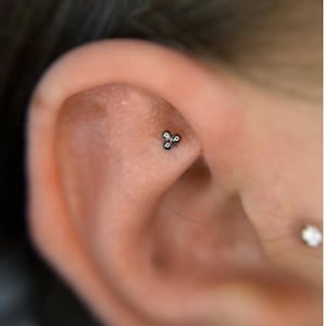20G/18G/16G Trinity Bead Push Pin Labret • G23 Titanium Threadless Flat Back Earring • Tragus Stud • Helix Stud • Cartilage Stud • Nose Stud