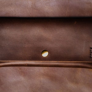 Cartera Larga de Piel - Elegante Marrón Plena Flor para Mujer, Accesorio de Moda de Inspiración Vintage, Regalo Ideal