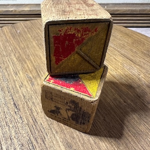 Antigo kofferbak houten bouwblokken antiek slechts twee, geen complete set