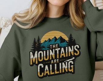 Die Berge fordern Sweatshirt, Abenteuer-Liebhaber-Geschenk, Natur-Wandershirt, Camping-Hoodie, Bergliebhaber Rundhalsausschnitt, Natur-Grafik-Shirt