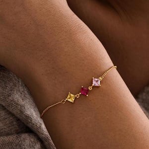 Bracelet de pierres de naissance personnalisé, bracelet de pierres de naissance de famille en or, bracelet de grand-mère, bijoux de pierres précieuses pour maman, cadeau d'anniversaire, cadeau d'anniversaire pour elle