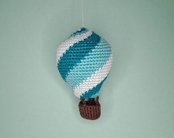 No sew pattern for amigurumi spiral hot air balloon for baby mobile or nursery decor or as a babyshower gift