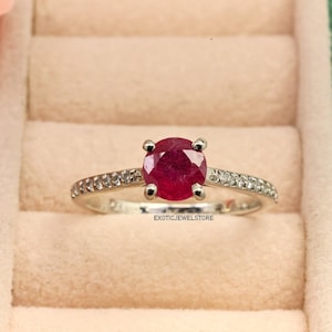 Natural Ruby Silver Solitaire Ring, Red Ruby Promise Ring, Engagement Ring, Minimalist Ruby Ring, Stacking Ring for Women, Solitaire Ruby
