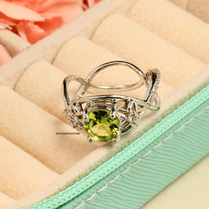 Unique Peridot Ring with 1.25 Round Cut Stone - Handmade Green Gemstone Jewelry - Sterling Silver August Birthstone Ring - Gift for Her