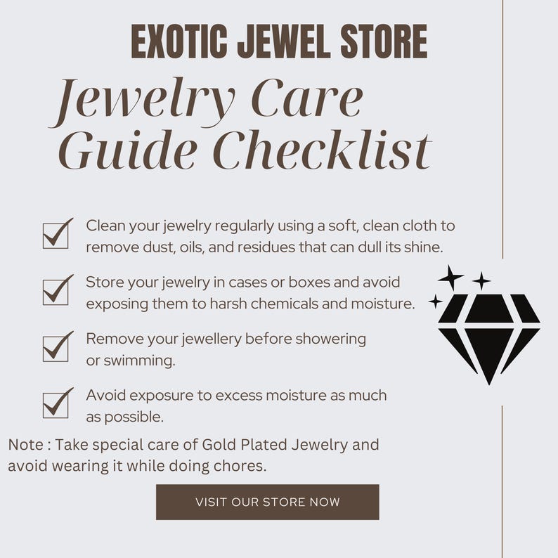 Op de afbeelding: Een checklist met vier vinkjes en een diamantgrafiek. De checklist geeft tips voor het verzorgen van sieraden, waaronder schoonmaken, opslaan en het vermijden van blootstelling aan vocht. De tekst luidt "Jewelry Care Guide Checklist".