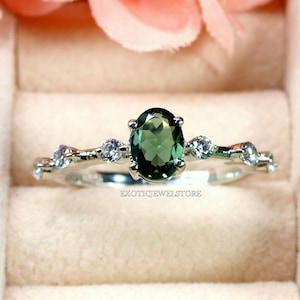 Silver Engagement Ring, Green Tourmaline Wedding Ring, Proposal Ring for Women, Birthday Gift, October Birthstone, Oval Cut Gemstone, Gifts
