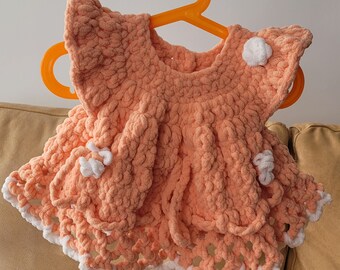 Enfants Crochet Fluffy Dress Fil à la main