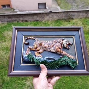 Handmade Tiger Relief Sculpture Wall Art, Wildlife Wall Decor, Jungle Themed Gift image 3