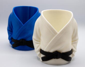 Kimono Karate Uniform Pen-Pencil-Soda Can Holder