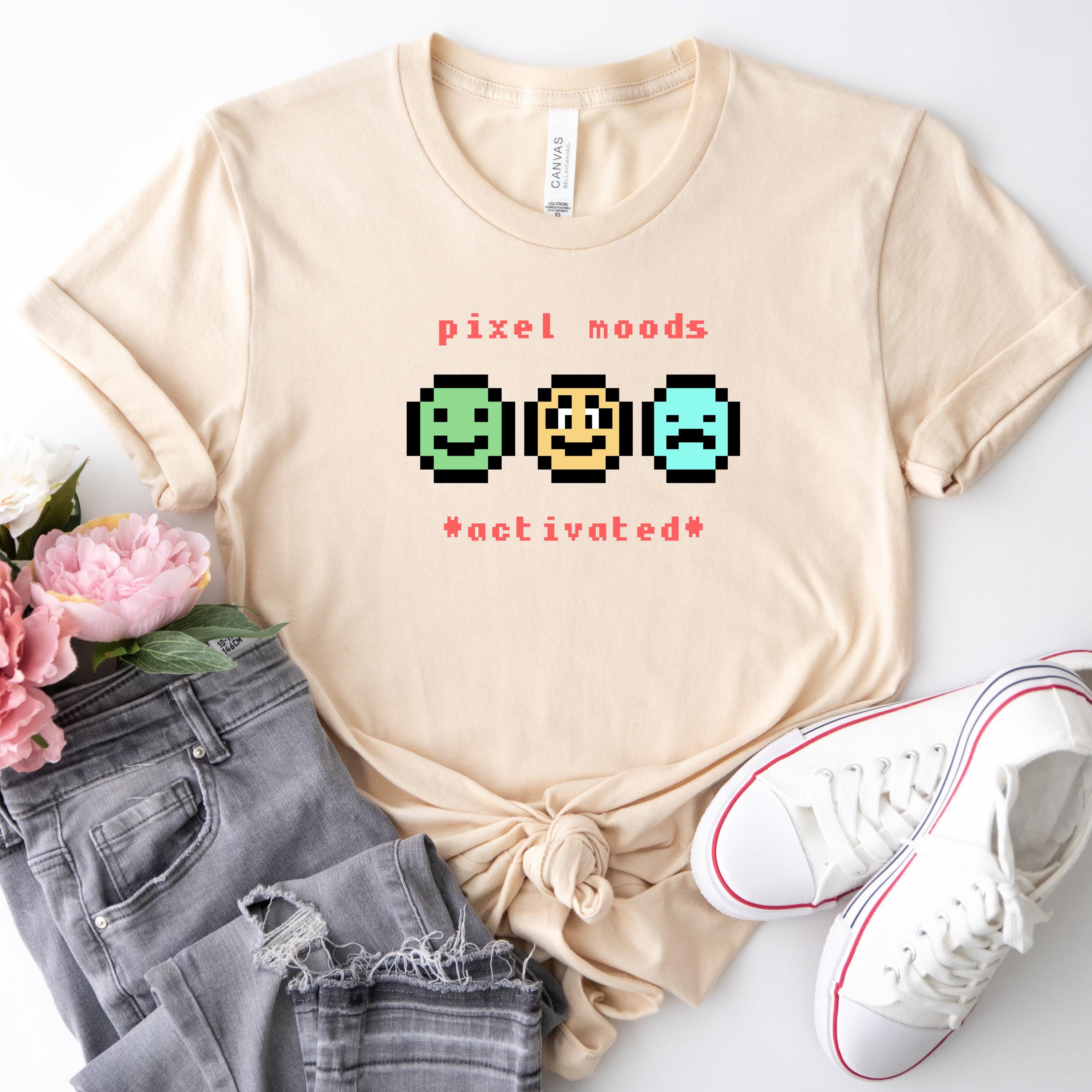 T-shirt Pixel Moods activé | T-shirt, emojis pixels rétro