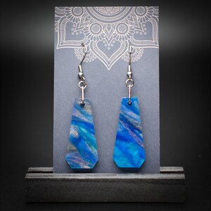 Azure Cove Medium Polygon Earrings | Lightweight Resin Dangle Earrings