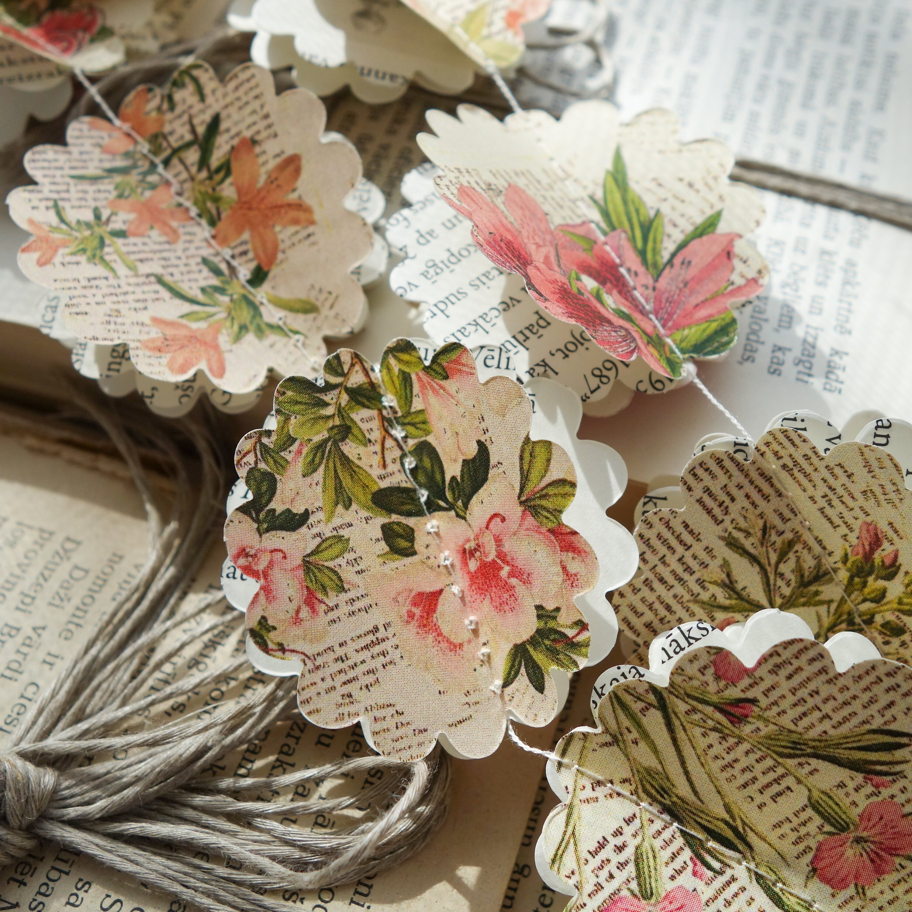 Vintage Paper Flower Garland: Shabby Chic Wedding Decor - Etsy