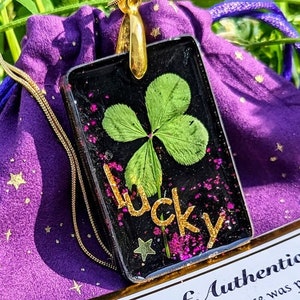 Lucky clover necklace with genuine four-leaf clover