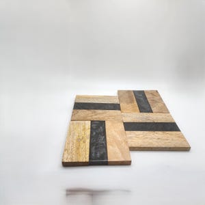 Elegant Wooden Coaster Set Made with Epoxy Resin and Wood