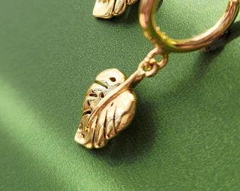 Monstera Lover Gift, Floral Luxury Houseplant Collector Earrings, Huggies Earrings Gold Hoop Dangle Earrings for Tropical Plant Mom