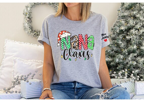 Leopard Print Christmas Trees Blessed Gigi Xmas Gifts T-Shirt Leopard Print Christmas Trees Blessed Gigi Xmas Gifts T-Shirt