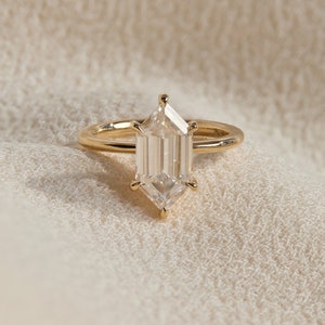 2.40ct Elongated Hexagon Solitaire With Hidden Halo Moissanite Diamond Engagement Ring/ 925 Silver 10k 14k 18k Gold Promise Ring/Anniversary